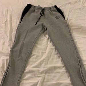 GYM SHARK grey sweatpants size M